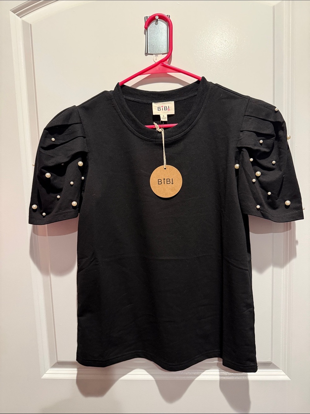 BiBi Black Short-Sleeve Puff Pearl-Accent Top